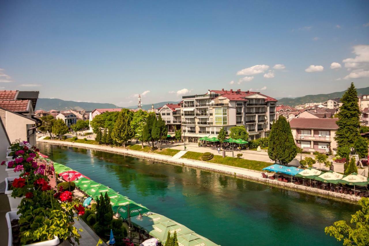 Seasons Hotel Struga Exterior photo